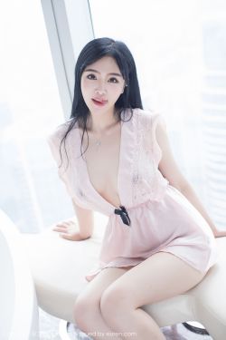 解开的女班主任的裙子